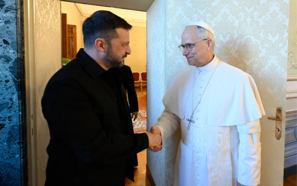 El Papa León XIV y Zelensky en Castel Gandolfo este 9 de julio. Crédito: Vatican Media