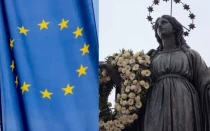 Bandera de la Unión Europea/ Imagen de la Inmaculada Concepción de Roma