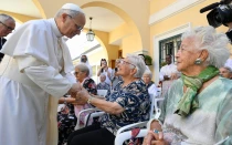 El Papa León XIV visita la residencia "Santa Marta" de Castel Gandolfo