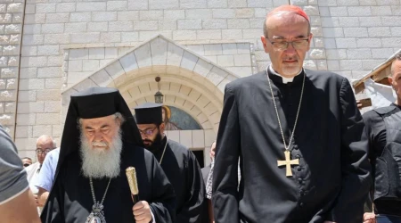 El Patriarca Latino de Jerusalén, el Cardenal Pierbattista Pizzaballa, y el Patriarca Ortodoxo griego Teófilo III,