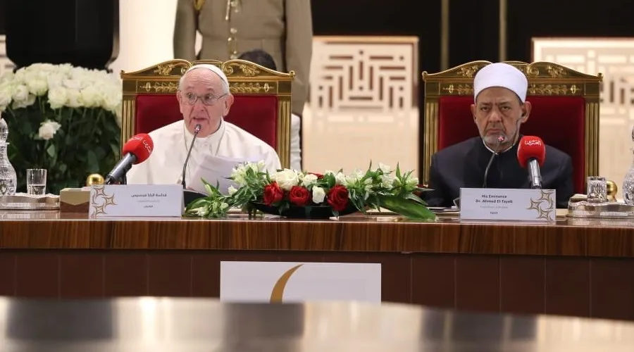 El Papa Francisco habla ante el Consejo Musulmán de Ancianos. Crédito: ACI Group?w=200&h=150