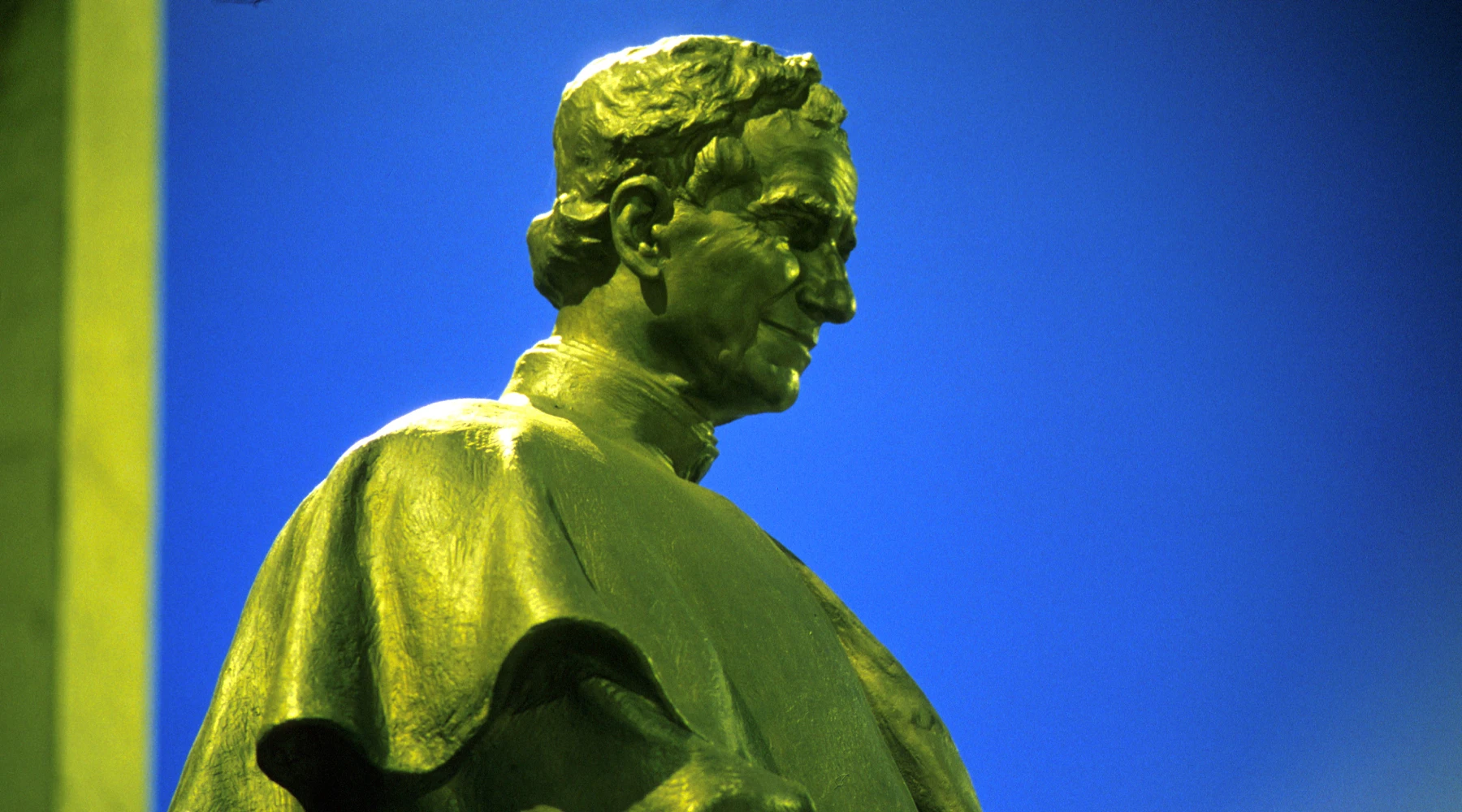 Estatua de San Juan Bosco.?w=200&h=150