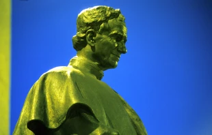 Estatua de San Juan Bosco. Crédito: Shutterstock