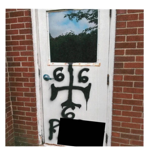 Vandalismo en la iglesia St. Elizabeth of Hungary en Pleasant Hills, Pennsylvania (Estados Unidos), en la Diócesis de Pittsburgh, el domingo 19 de julio de 2025. Crédito: Cortesía de la Diócesis de Pittsburgh.