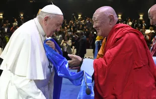 El Papa participa en el encuentro ecuménico e interreligioso en el Teatro Hun de Mongolia Vatican Media