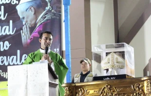 P. Edgar Rimaycuna Inga, secretario del Papa León XIV en la Misa del domingo 11 de agosto en Chiclayo (Perú). Crédito: Municipalidad Provincial de Chiclayo.