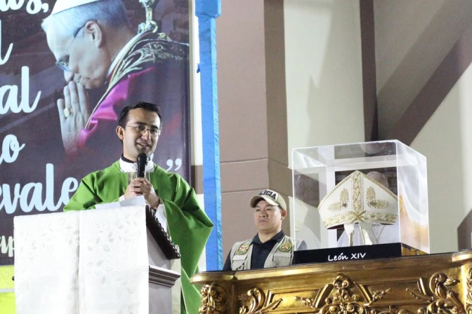 P. Edgar Rimaycuna Inga, secretario del Papa León XIV en la Misa del domingo 11 de agosto en Chiclayo.