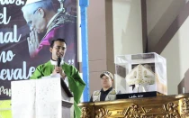 P. Edgar Rimaycuna Inga, secretario del Papa León XIV en la Misa del domingo 11 de agosto en Chiclayo (Perú).