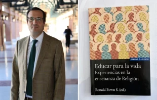Ronald Bown Sepúlveda y la portada del libro "Educar para la vida. Experiencias en la enseñanza de Religión". Crédito: Experiencias en la enseñanza de la religión.