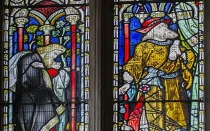 El fariseo y el publicano, vitral Hardman de 1874, en la iglesia de St James en el Reino Unido.