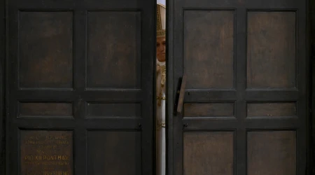 El Papa cerró los grandes portones de bronce de la basílica de San Pedro el pasado 6 de enero cuando concluyó el Jubileo