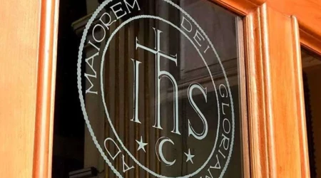 Emblema jesuita 01022025