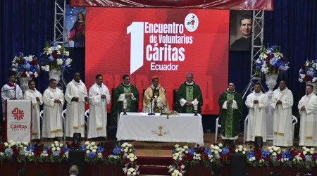 Misa inaugural del primer encuentro de voluntarios de Cáritas Ecuador
