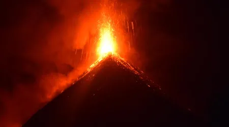 Así puedes ayudar a los damnificados por erupción del Volcán de Fuego en Guatemala