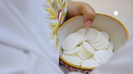 Acto de desagravio tras robo de hostias consagradas en Guadalajara, México