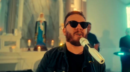 Cantante católico Farid María.