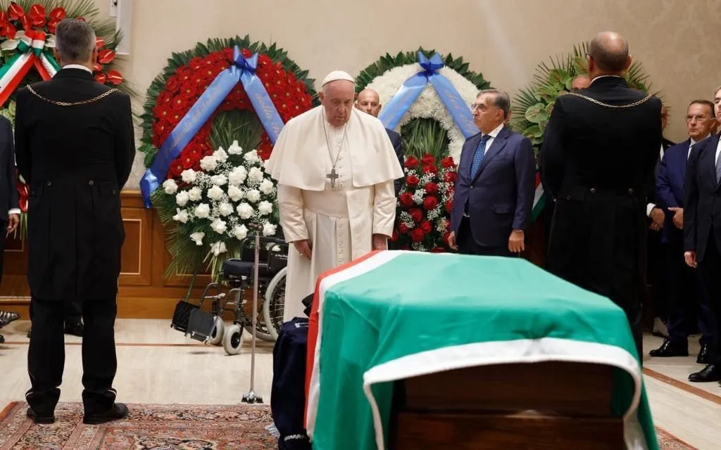 El Papa Francisco ante el féretro de Giorgio Napolitano?w=200&h=150