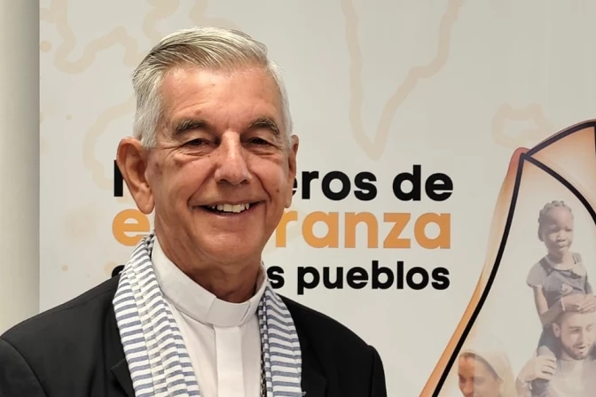 El Prefecto Apostólico en Battambang, Mons. Enrique Figaredo.