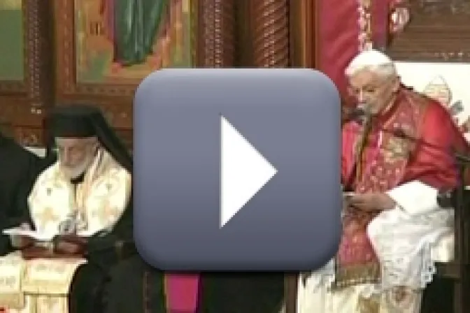 VIDEO: Benedicto XVI firma Exhortación Post Sinodal para Medio Oriente en el Líbano