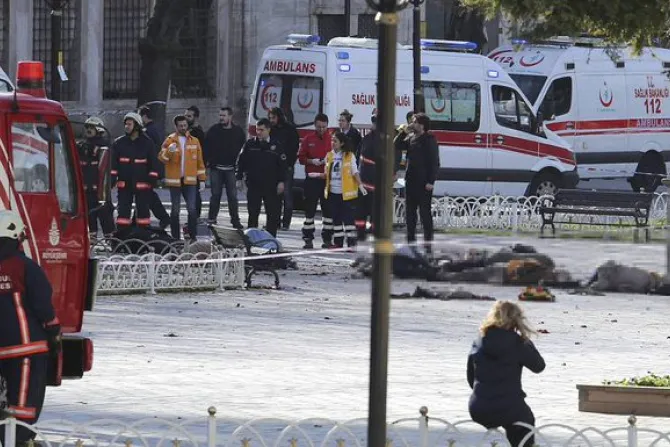 Atentado en Estambul: Consternación entre católicos por aumento de la violencia