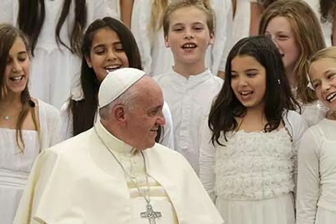[VIDEO] Coro de niños y solistas israelíes dedican homenaje musical al Papa Francisco