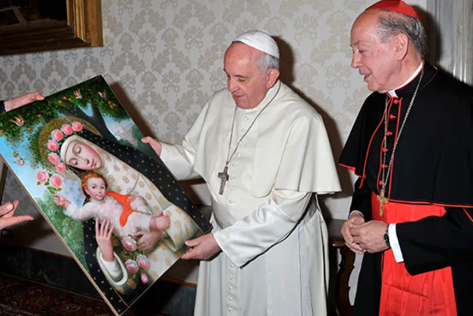 Papa Francisco recibe cuadro de Santa Rosa de Lima de manos del Cardenal Cipriani