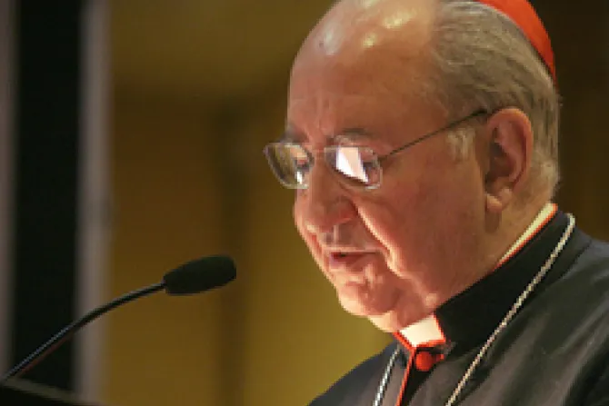 Llamar matrimonio a unión homosexual es una aberración, dice Cardenal Erráruriz