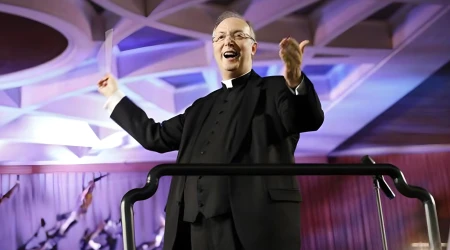 Mons. Frisina impartirá cátedra de Arte Sacro y presentará composición de Misa por la paz en México