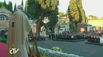 El Papa Francisco preside la Santa Misa en la fiesta de Todos los Santos