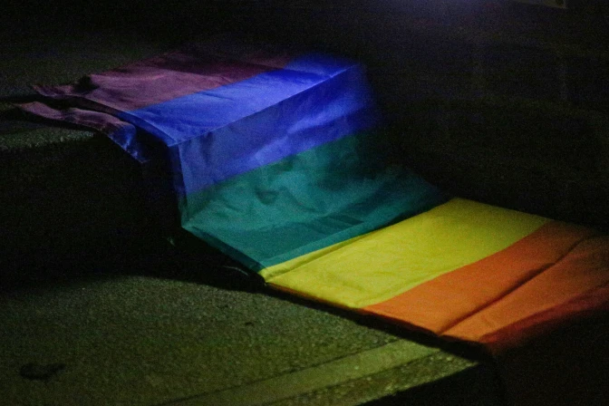 Cardenal Arizmendi: Ser homosexual no es pecado, practicarlo sí lo es