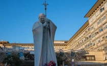 El Papa Francisco lleva 24 días ingresado en el hospital Policlínico Gemelli de Roma