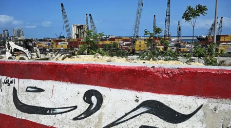 Silos destruidos del puerto de Beirut