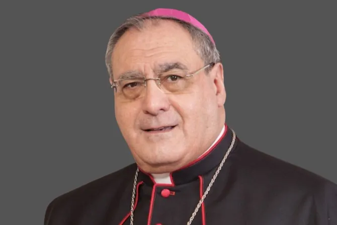 El Arzobispo de Granada, José María Gil Tamayo.