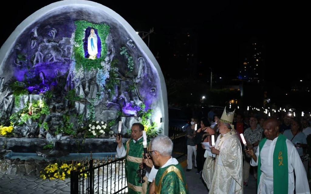 La nueva gruta de la Virgen de Lourdes en Panamá.?w=200&h=150