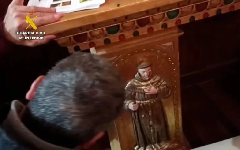 Figura de San Antonio de Padua recuperada en el Monasterio de Belorado (España). Crédito: Guardia Civil.