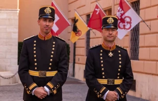 Los nuevos uniformes de la Guardia Suiza. Crédito: Daniel Ibáñez / EWTN News.