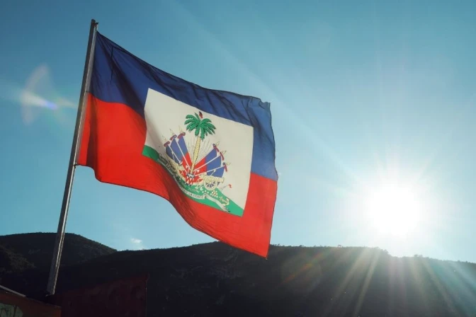 Bandera de Haití, Canva