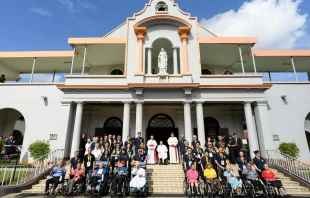 Hogar de Santa Teresa en Singapur recibe la visita de Papa Francisco Crédito: Vatican Media