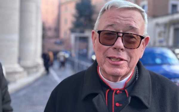 El Cardenal Jean-Claude Hollerich, de Luxemburgo, habla con el Register el 7 de enero de 2026 durante el consistorio extraordinario con el papa León XIV. Crédito: Edward Pentin.