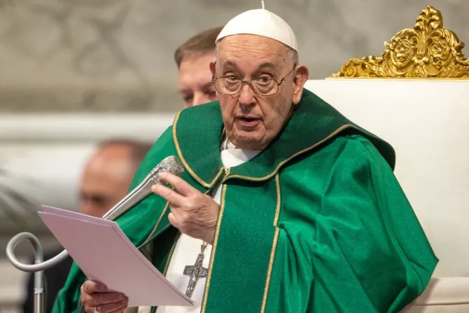 El Papa Francisco durante la Misa de la Jornada Mundial de los Pobres