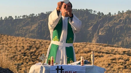 Realizan Misas en las montañas más altas de México