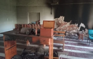 Capilla Nuestra Señora del Valle luego del ataque Crédito: Comunión en red - Obispado de Gualeguaychú