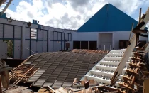 Una iglesia devastada por el huracán Melissa en Jamaica.
