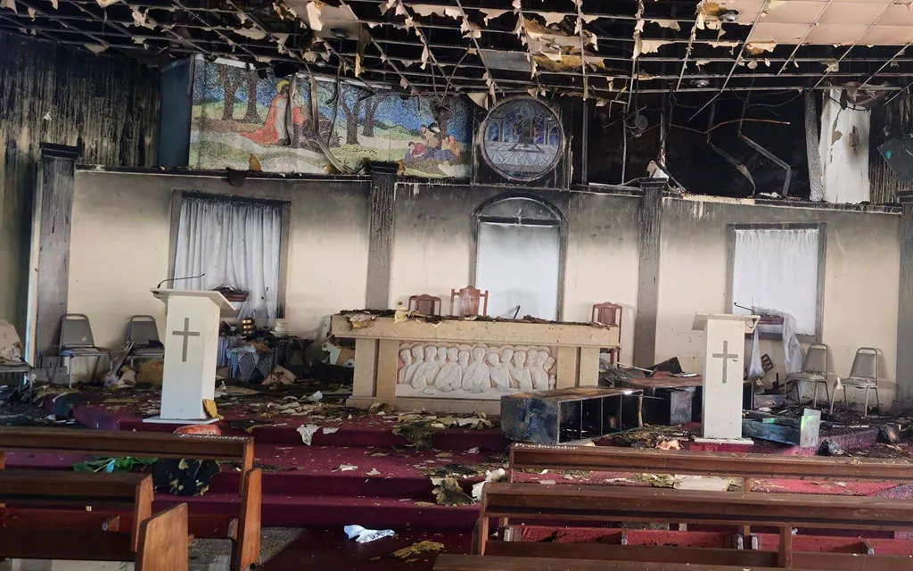 El interior de la Iglesia Santa Rosa de Lima en San Germán, Puerto Rico, luego del incendio ocurrido esta Semana Santa 2024.?w=200&h=150