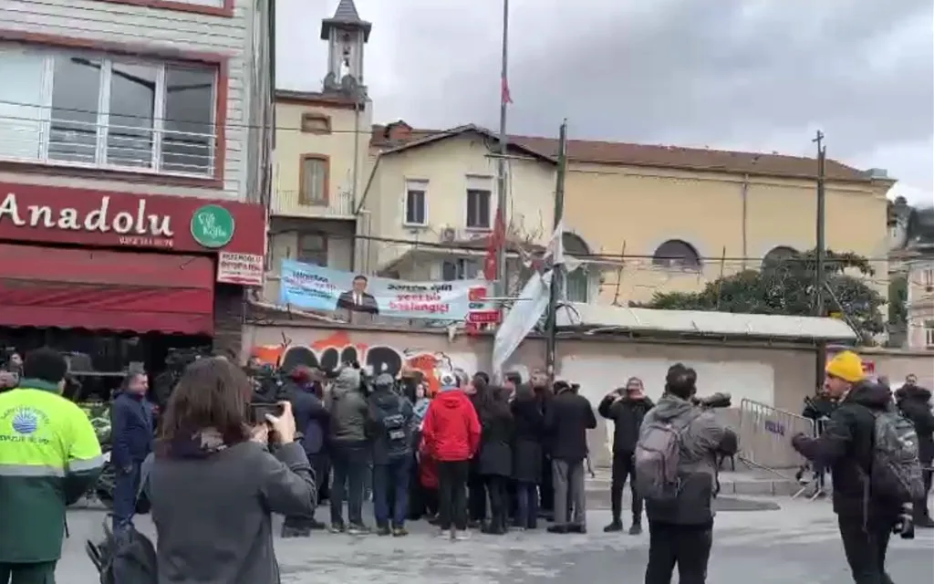 La Iglesia atacada en Estambul (Turquía)?w=200&h=150