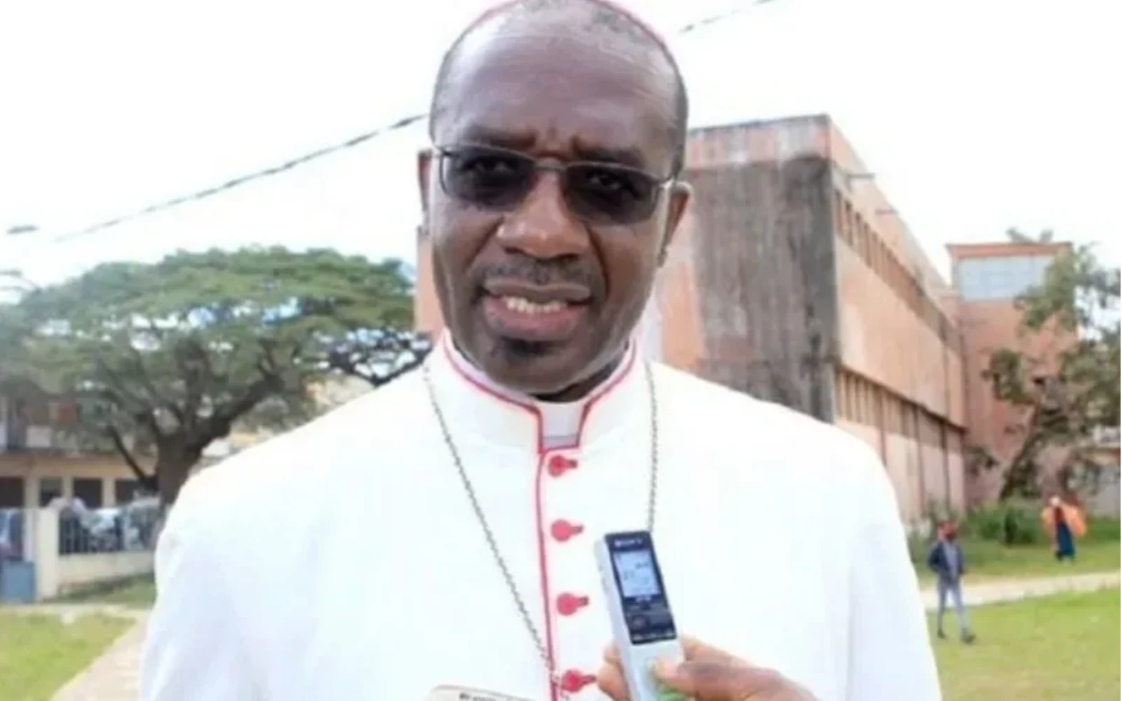 Mons. José Manuel Imbamba?w=200&h=150