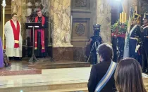 Javier Milei participa de una invocación interreligiosa en la Catedral de Buenos Aires