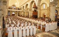 Más de 450 niños y niñas recibieron su Primera Comunión durante las liturgias celebradas en el último mes en varias iglesias de la ciudad de Qaraqosh (Irak).