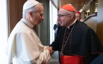 Cardenal Sturla durante un encuentro con el Papa León XIV en 2025