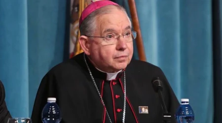 Mons. José Gómez